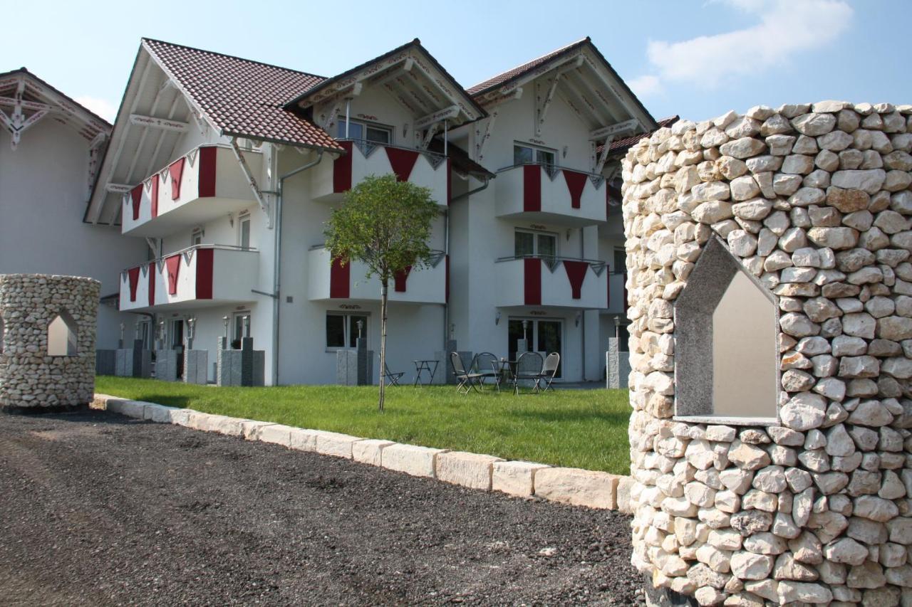 Zum Kreuzritter Aparthotel Wuestenrot Luaran gambar