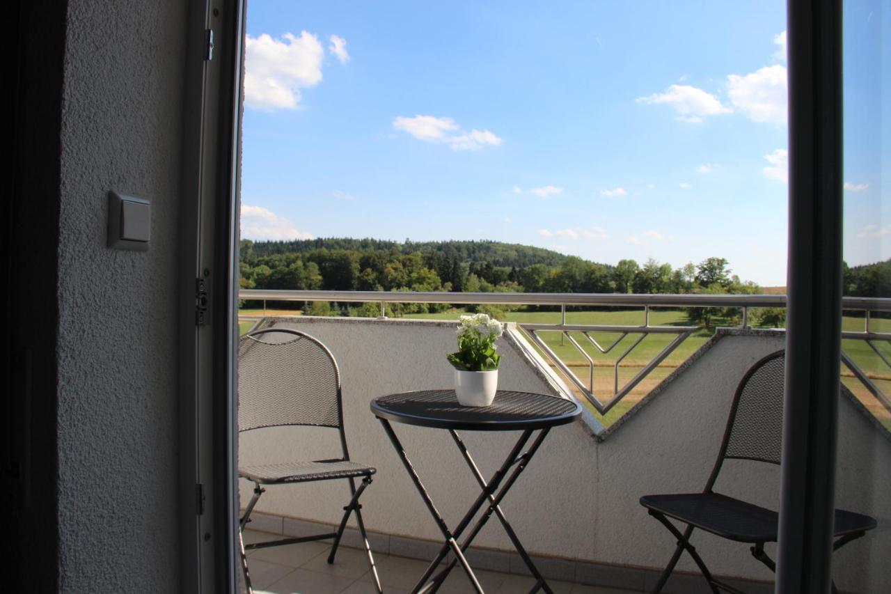 Zum Kreuzritter Aparthotel Wuestenrot Luaran gambar