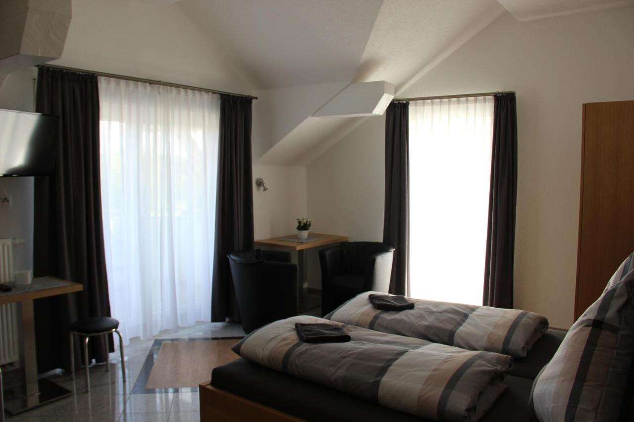 Zum Kreuzritter Aparthotel Wuestenrot Luaran gambar